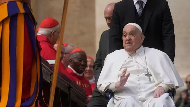 El relato del médico que estuvo con el papa Francisco en sus últimas horas