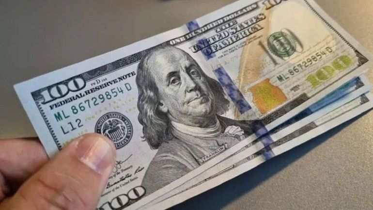 El dólar subió por tercer día consecutivo y ya roza los $ 1.200