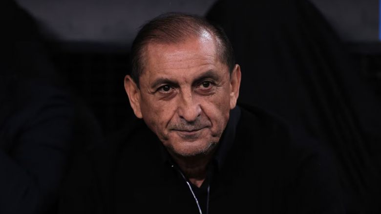 Ramón Díaz, candidato a dirigir al Santos de Neymar
