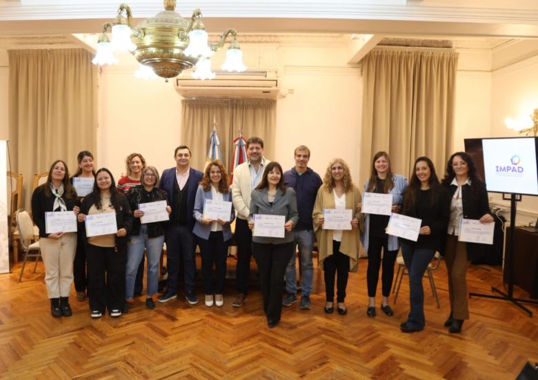Entregaron certificados del primer “Diplomado en Participación Ciudadana”