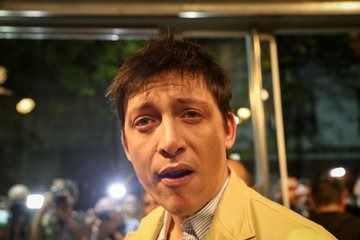Grave gesto de intimidación de Santiago Caputo a un fotógrafo