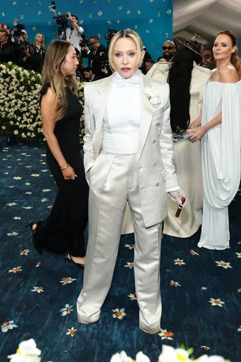 Las celebridades que brillaron en la Met Gala 2025
