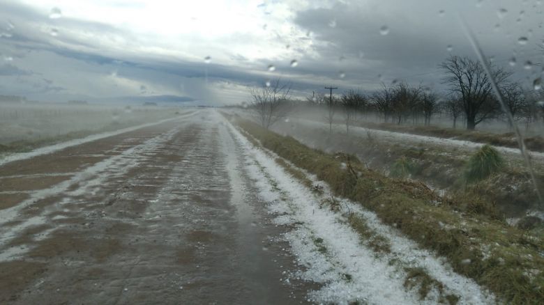 El norte bonaerense recibió una fuerte tormenta con lluvia y piedra