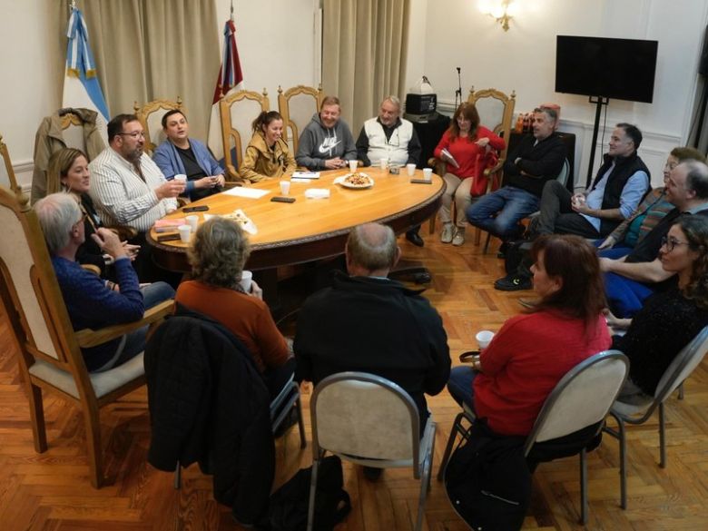 Se realizó una reunión de trabajo junto a distintas colectividades