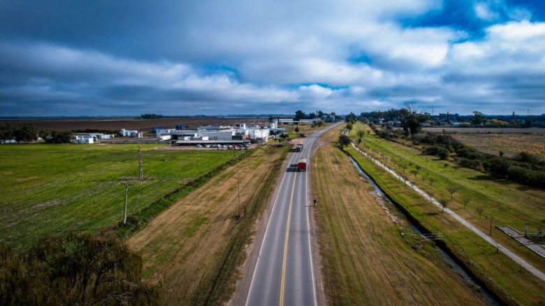 Ordoñez: Llaryora inauguró la rehabilitación de un tramo de la Ruta Provincial N°6