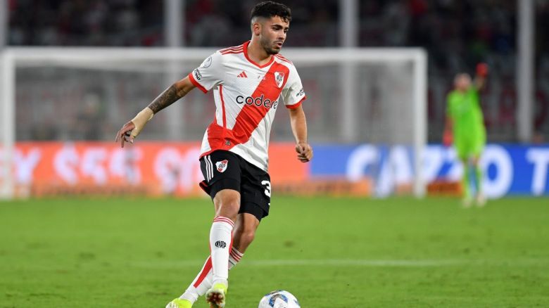 River acordó la venta de Simón a Toluca