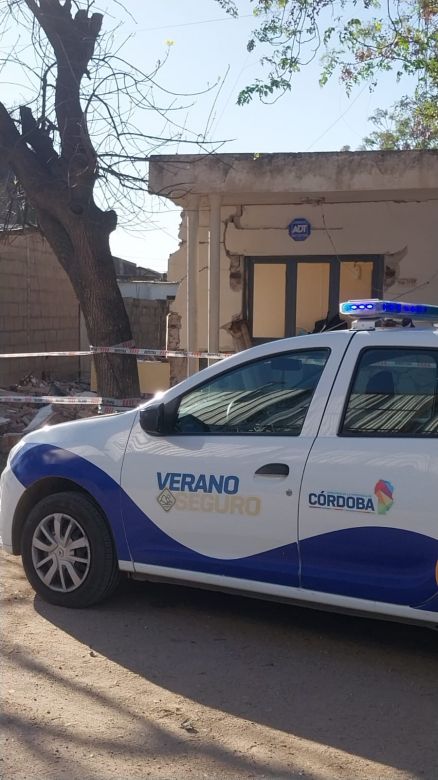 Una pérdida de gas hizo explotar una casa y hay una persona con quemaduras graves