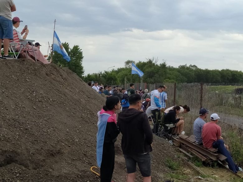 Todas las imágenes del acto oficial por los F-16