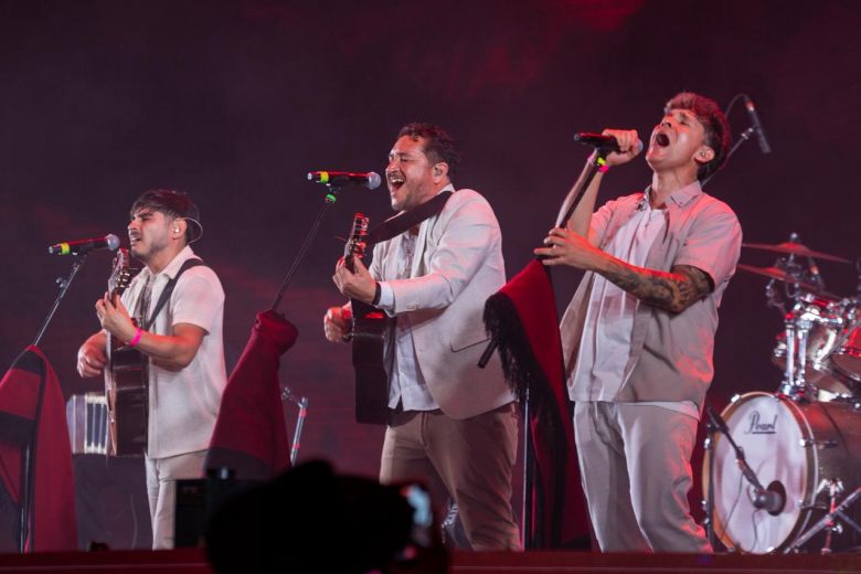 Jes&uacute;s Mar&iacute;a: entre suspensiones y noches multitudinarias