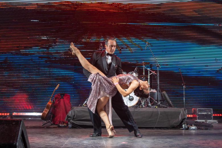 Jes&uacute;s Mar&iacute;a: entre suspensiones y noches multitudinarias