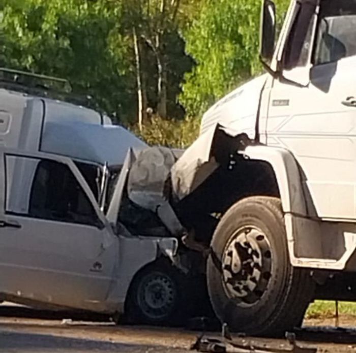 Cinco toques de sirena por un grave choque en Ruta 9 y Av. Borr&aacute;s