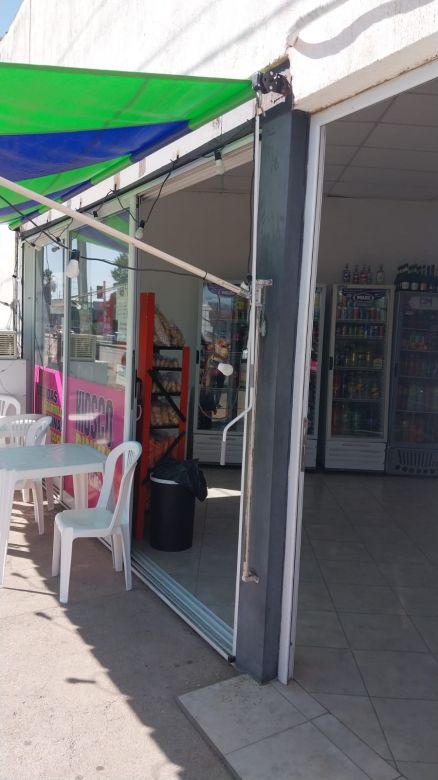 "Me puso el arma en el pecho": El dram&aacute;tico relato de la comerciante asaltada frente a la Comisar&iacute;a