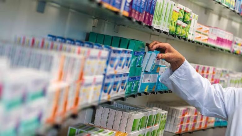 El Gobierno impulsar&aacute; la venta de medicamentos en las farmacias