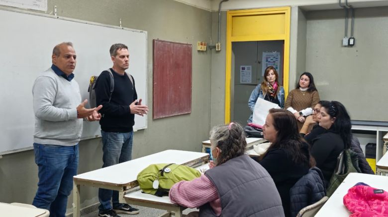 Comenzaron cursos de oficios articulados entre el Instituto de la Vivienda y el Ceder