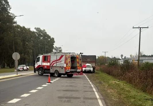 Un hombre de Ticino muri&oacute; en un choque entre un auto y un cami&oacute;n sobre Ruta 6
