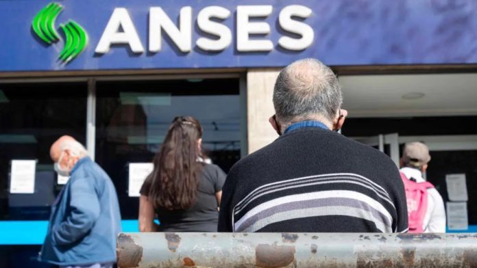 ANSES: qui&eacute;nes cobran durante junio y c&oacute;mo sigue el calendario de pagos