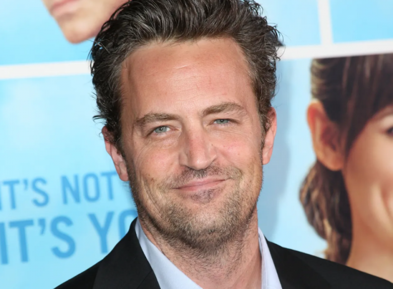 Matthew Perry vuelve a la pantalla: Netflix prepara una serie documental &iacute;ntima sobre su vida, sus luchas y su legado