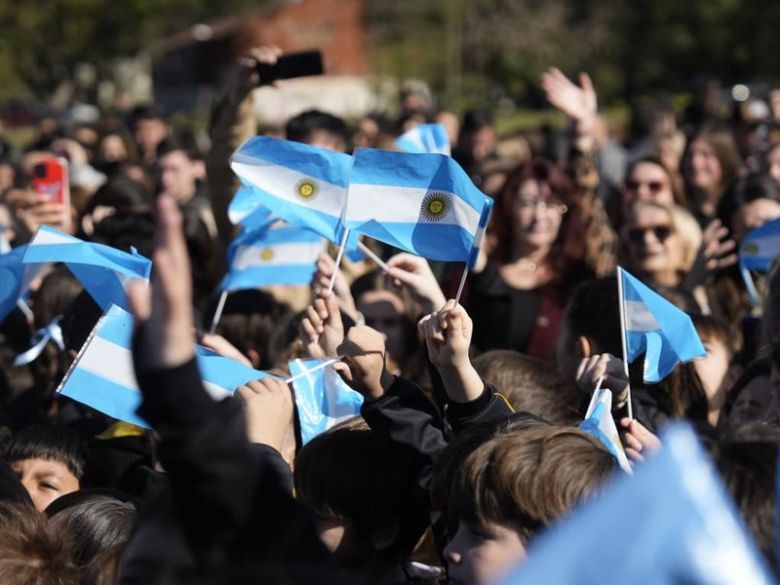  M&aacute;s de 220 instituciones participar&aacute;n del desfile por el 159&ordm; aniversario de Villa Mar&iacute;a